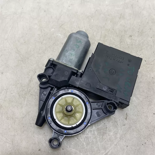 Motorino alzacristallo porta anteriore sinistro