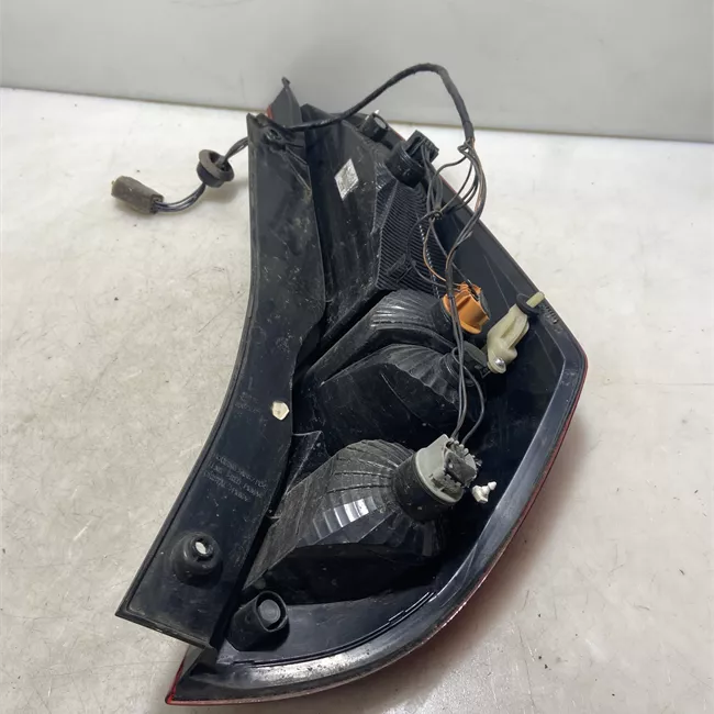 Fanale posteriore sinistro