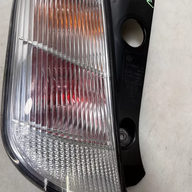 Fanale posteriore sinistro