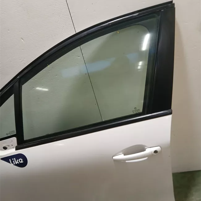 Porta anteriore sinistra