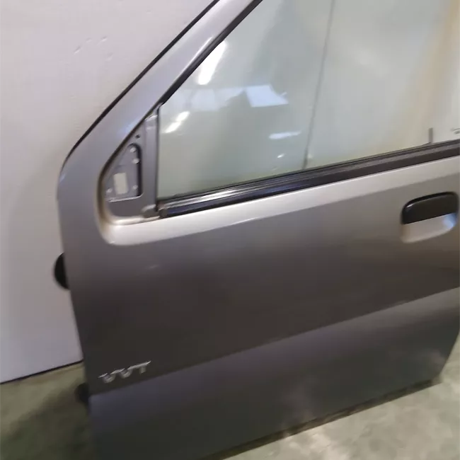 Porta anteriore sinistra