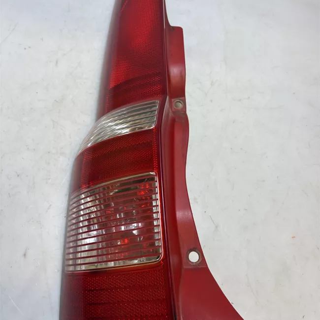 Fanale posteriore sinistro 11/04>