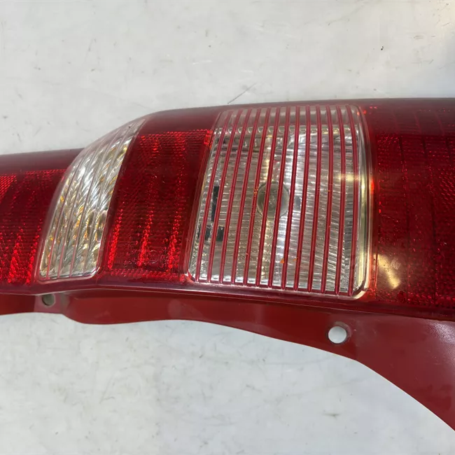 Fanale posteriore destro 11/04>