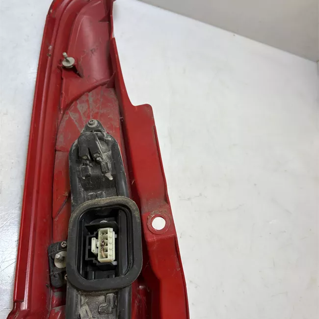 Fanale posteriore destro 11/04>