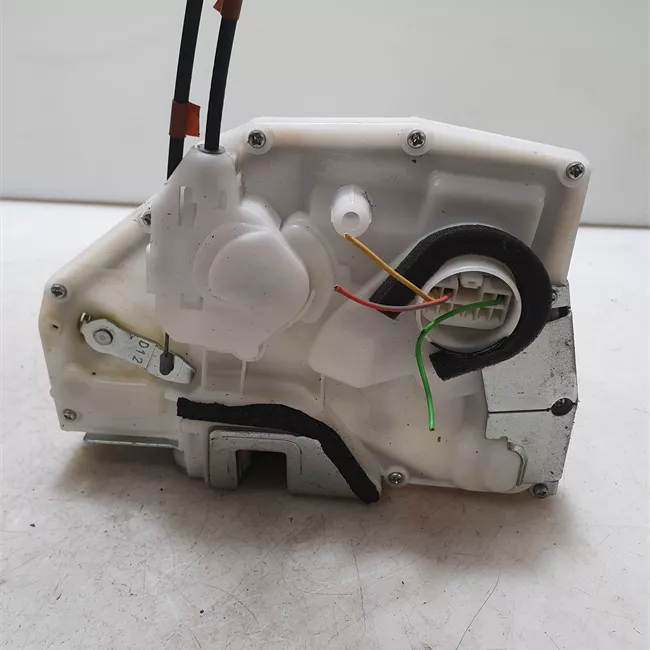 Serratura porta anteriore destra