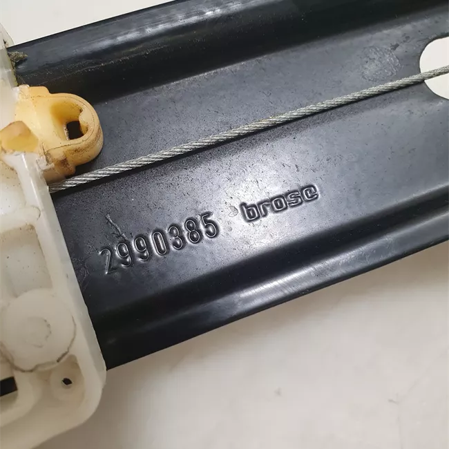 Motorino alzacristallo porta anteriore destro