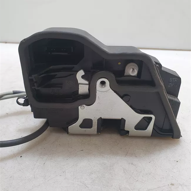 Serratura porta anteriore destra