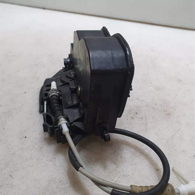 Serratura porta anteriore destra