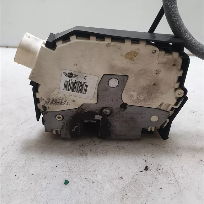 Serratura porta anteriore destra