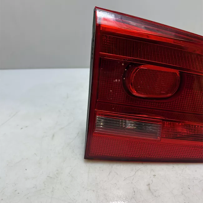 Fanale posteriore parte interno sinistro