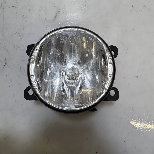 Proiettore fendinebbia sinistro