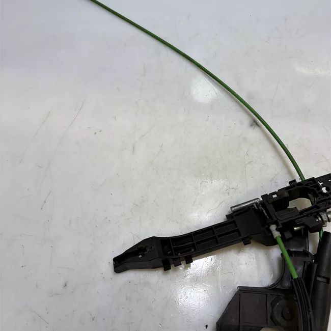 Serratura porta anteriore sinistra