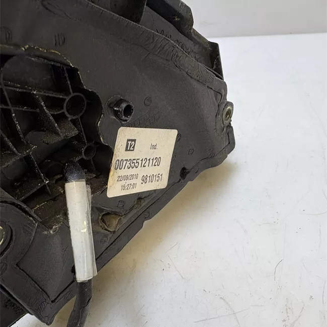 Retrovisore esterno regolazione elettrica sinistro