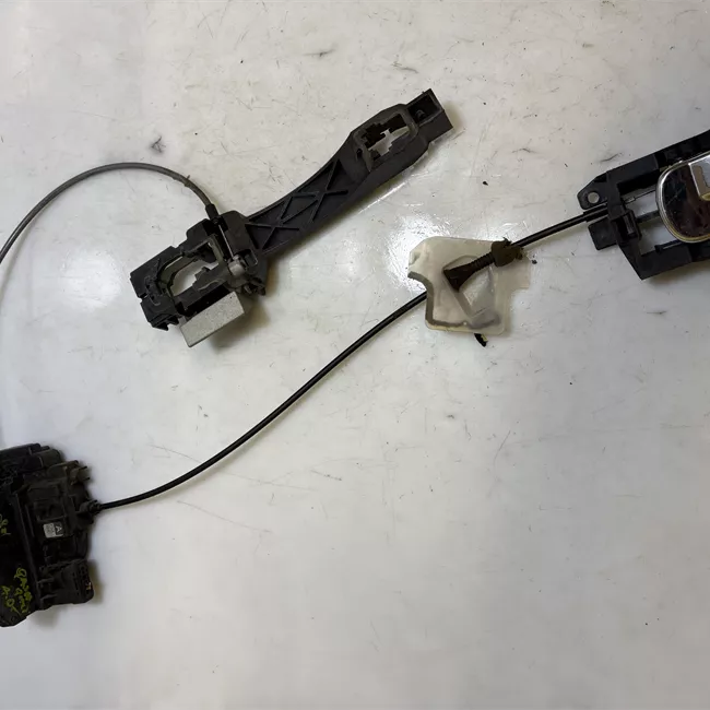 Serratura porta anteriore destra