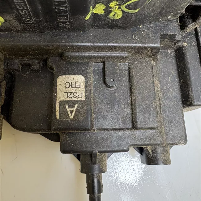 Serratura porta anteriore destra