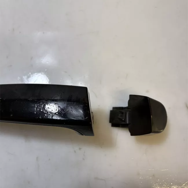 Maniglia porta anteriore destra Nero