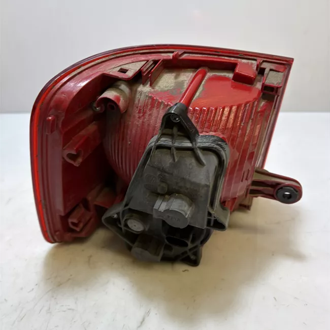 Fanale posteriore parte esterno destro