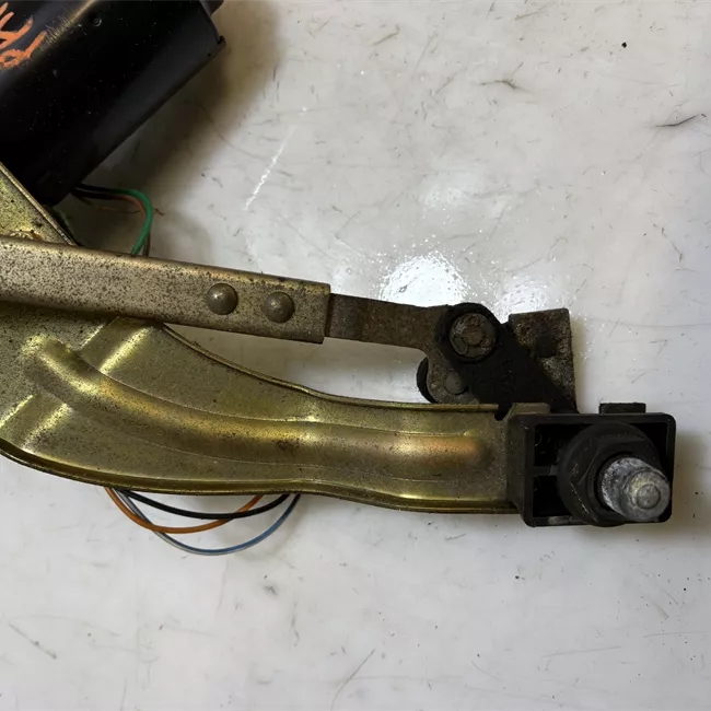 Meccanismo tergiparabrezza con motorino MARELLI