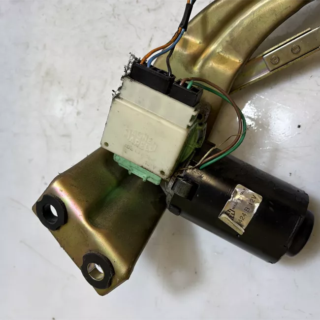 Meccanismo tergiparabrezza con motorino MARELLI