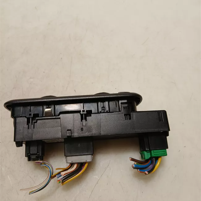 Blocco comandi alzacristalli con finestrini posteriore elettrici