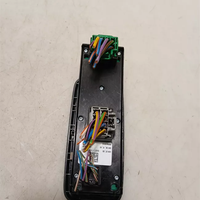 Blocco comandi alzacristalli con finestrini posteriore elettrici