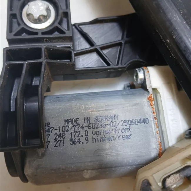 Alzacristallo elettrico porta posteriore destro