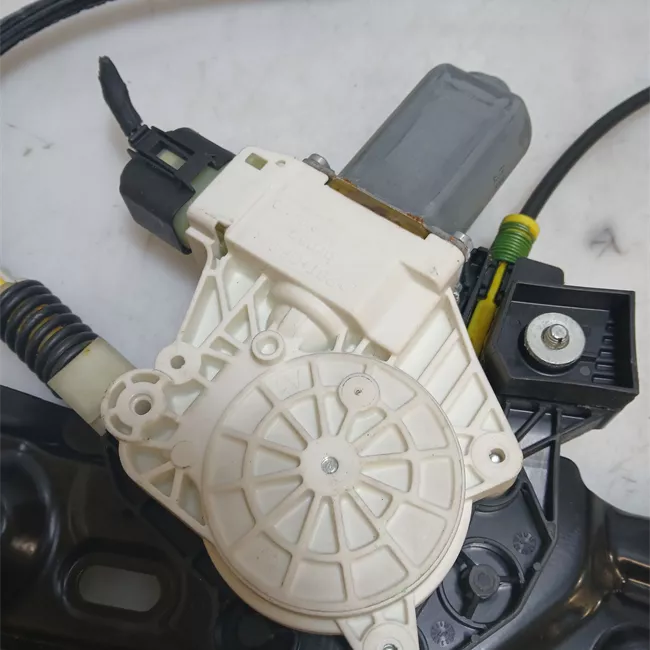 Alzacristallo elettrico porta anteriore sinistro