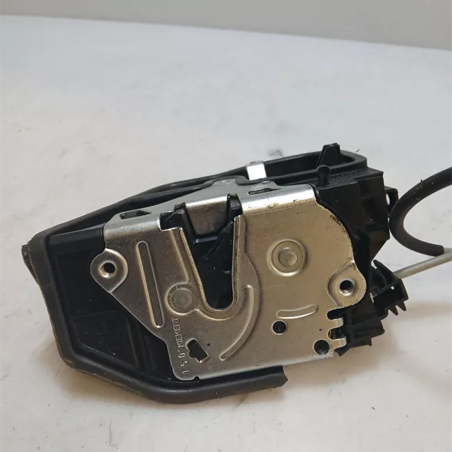 Serratura porta posteriore sinistra