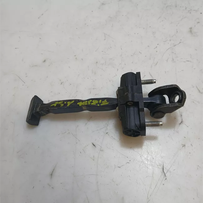 Fermo porta anteriore sinistro