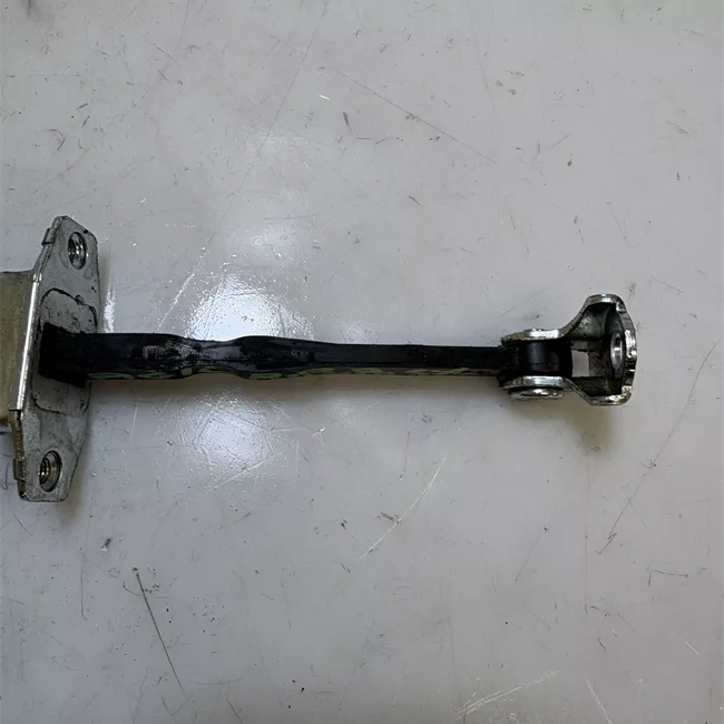 Fermo porta anteriore sinistro