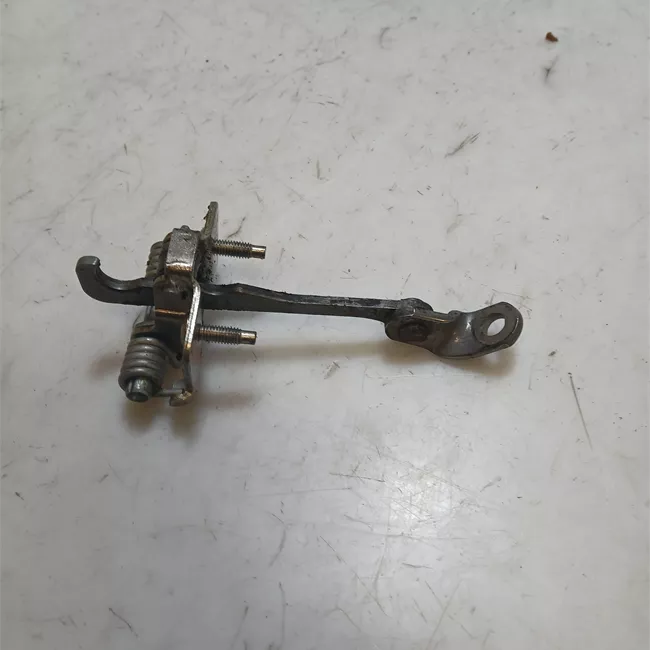 Fermo porta posteriore destro