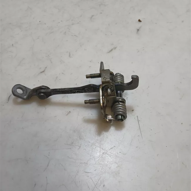 Fermo porta posteriore destro