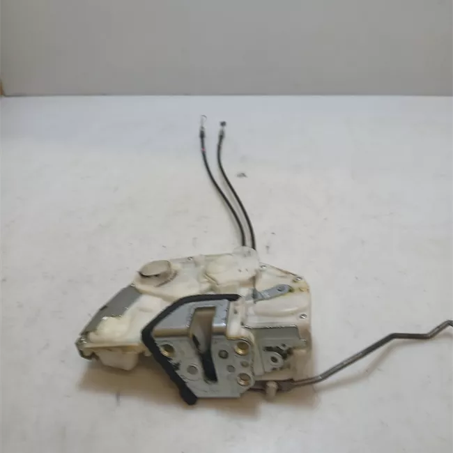 Serratura porta anteriore sinistra