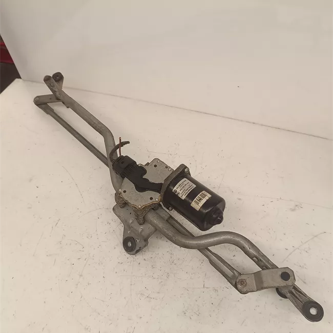 Motorino tergiparabrezza