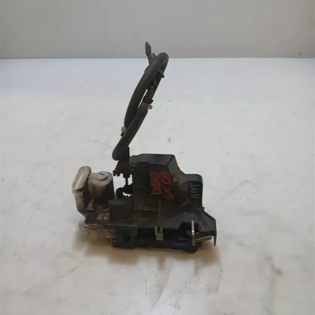 Serratura porta anteriore sinistra