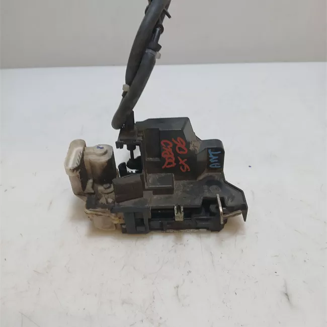 Serratura porta anteriore sinistra