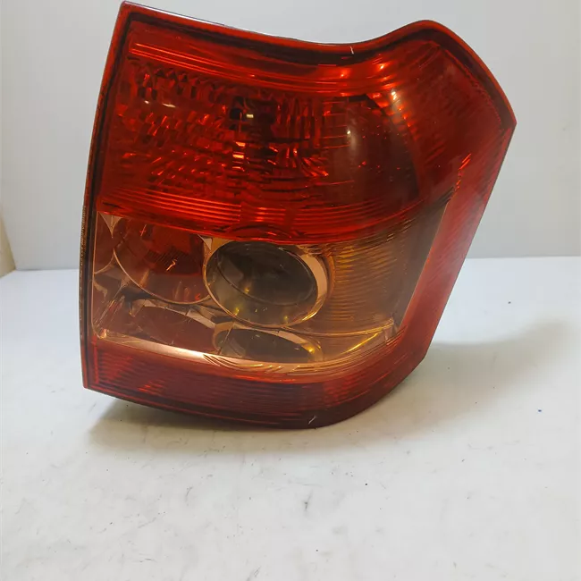 Fanale posteriore sinistro