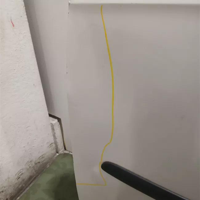 Porta anteriore sinistra