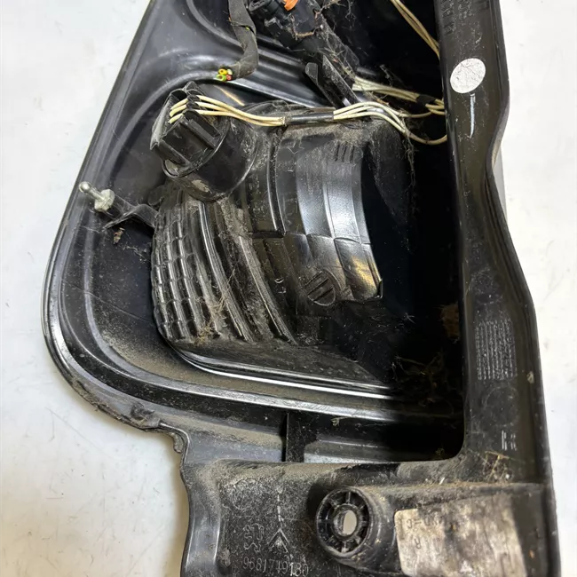 Fanale posteriore destro