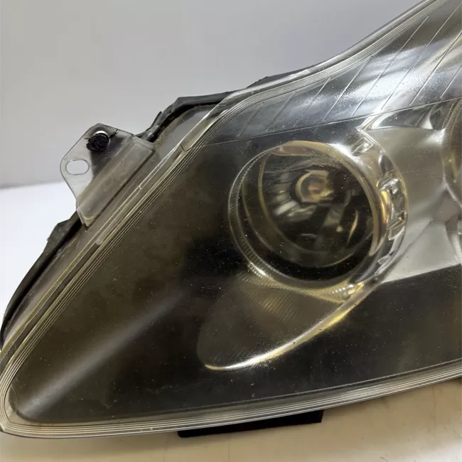 Proiettore sinistro Nero