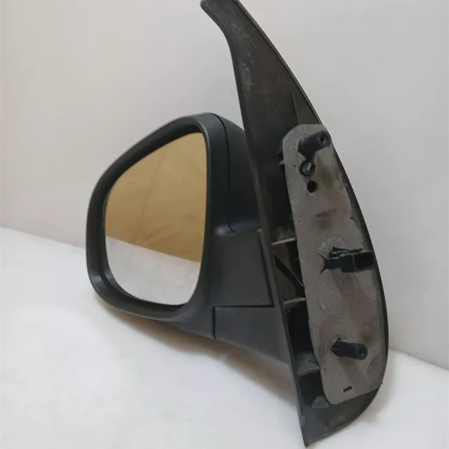 Retrovisore esterno regolazione elettrica sinistro Tipo 04