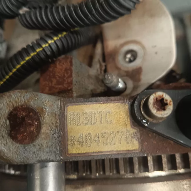 Motore semicompleto rotazionale