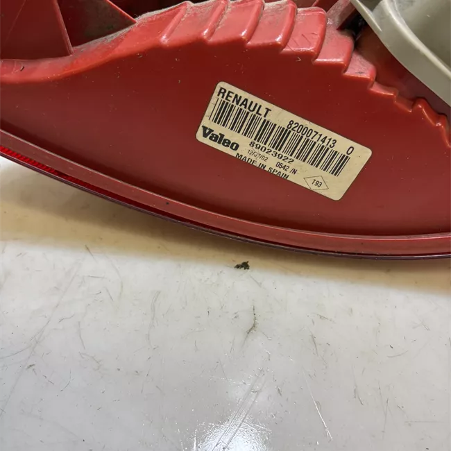 Fanale posteriore sinistro