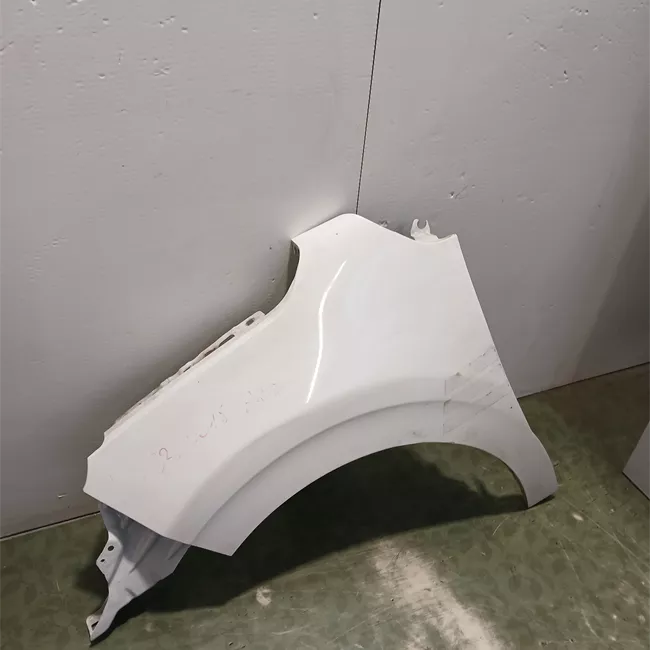 Parafango anteriore sinistro