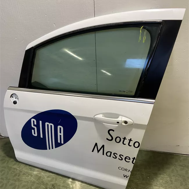 Porta anteriore sinistra