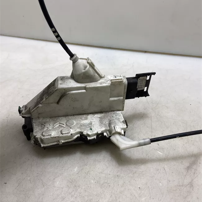 Serratura porta posteriore destra