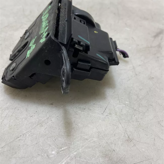 Serratura portello posteriore