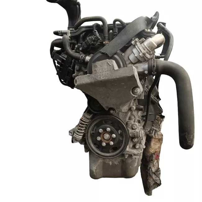 Testata motore con valvole