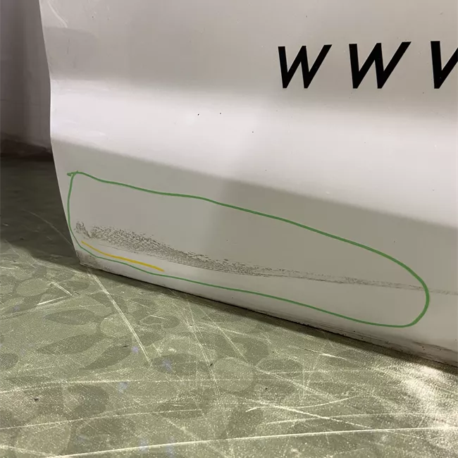 Porta anteriore destra
