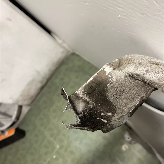 Parafango anteriore sinistro